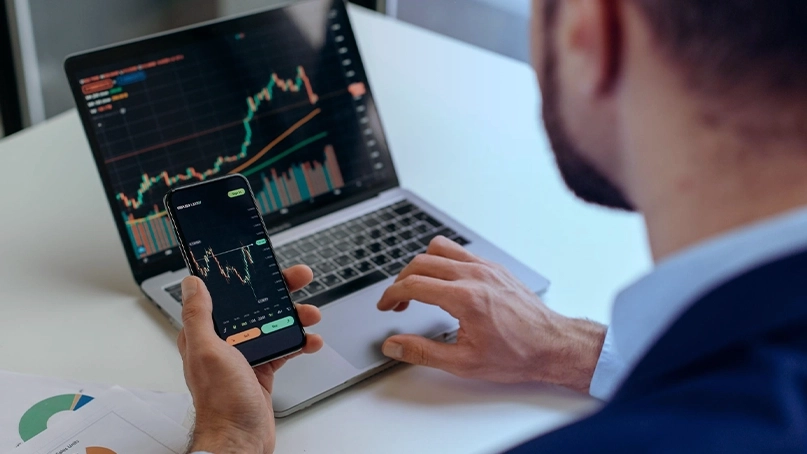 Qyxomler KI-Handelsdashboard